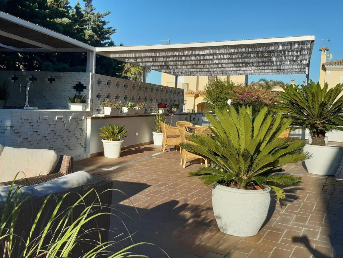 צ'יקלנה דה לה פרונטרה Hotel Marisma Sancti Petri מראה חיצוני תמונה
